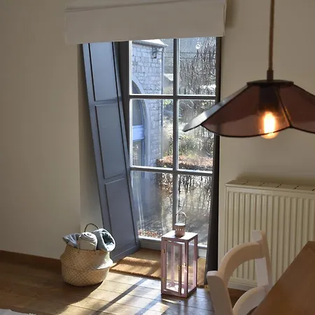 La Colline Aux Fees *