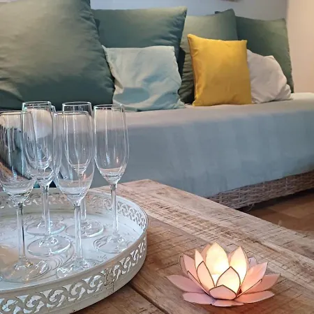 La Colline Aux Fees Ferienhaus